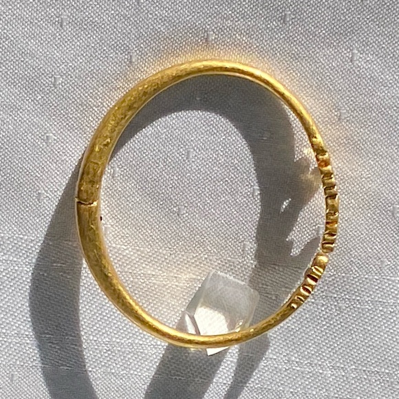 Madewell Hinged Gold Tone Open Cuff Bracelet 6.5" - Picture 10 of 14